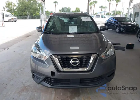 2020 Nissan Kicks Sv Xtronic Cvt z USA, uszkodzony, nr VIN 3N1CP5CV9LL556878